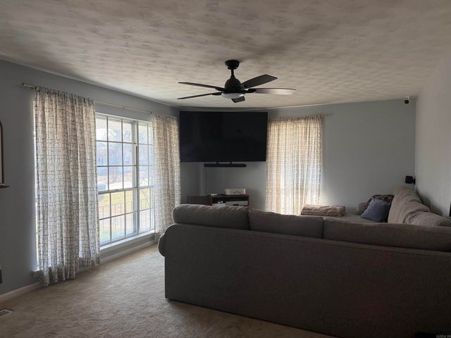 105 Glenora Avenue, Sherwood, AR 72120