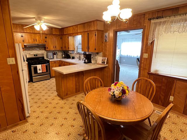 105 Glenora Avenue, Sherwood, AR 72120