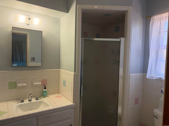 105 Glenora Avenue, Sherwood, AR 72120