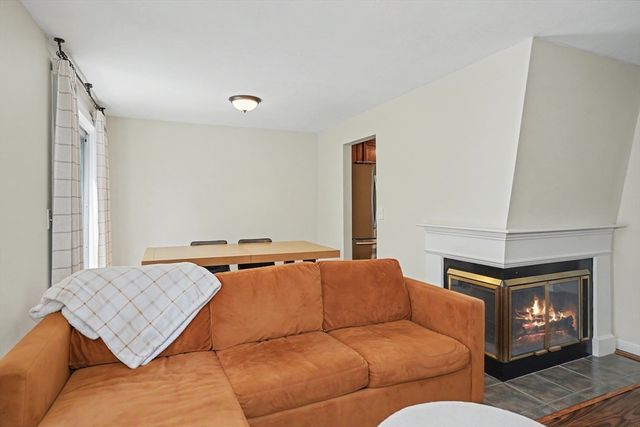 113 Ridgefield Circle C, Clinton, MA 01510