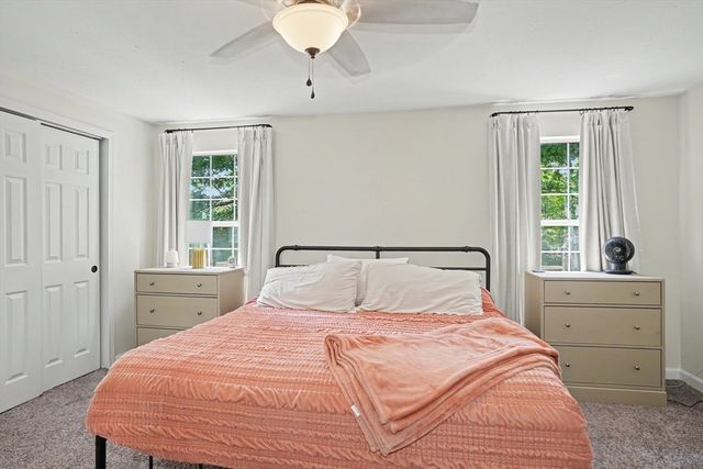 113 Ridgefield Circle C, Clinton, MA 01510