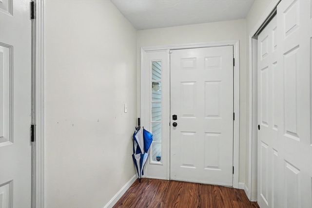 113 Ridgefield Circle C, Clinton, MA 01510