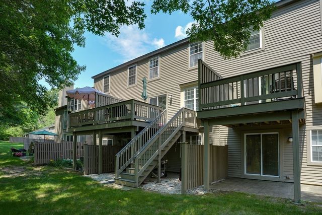 113 Ridgefield Circle C, Clinton, MA 01510