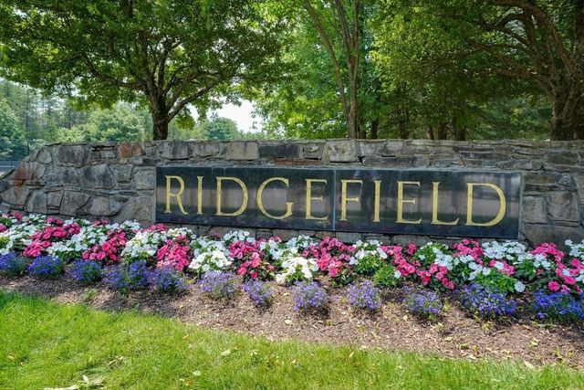 113 Ridgefield Circle C, Clinton, MA 01510