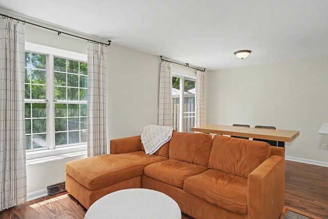 113 Ridgefield Circle C, Clinton, MA 01510