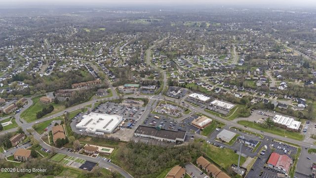 4302 Chenwood Ln, Louisville, KY 40299