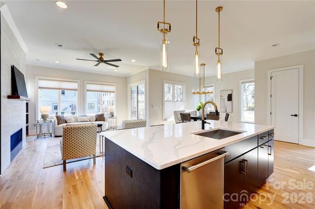 4325. Raney Way, Charlotte, NC 28205