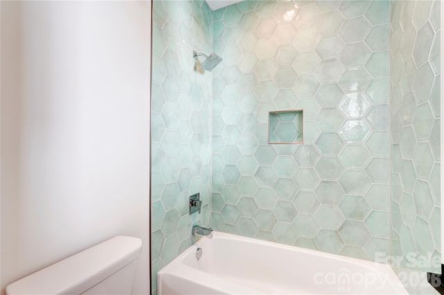 4325. Raney Way, Charlotte, NC 28205