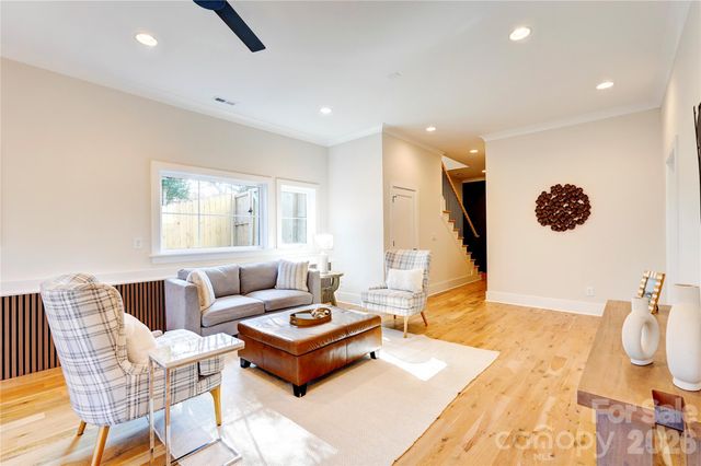 4325. Raney Way, Charlotte, NC 28205