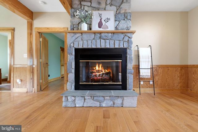1654 WHITINGS NECK RD, Martinsburg, WV 25404