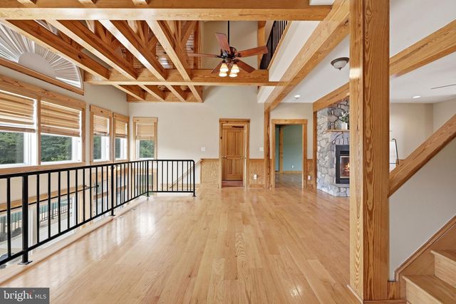 1654 WHITINGS NECK RD, Martinsburg, WV 25404