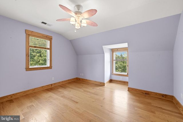 1654 WHITINGS NECK RD, Martinsburg, WV 25404