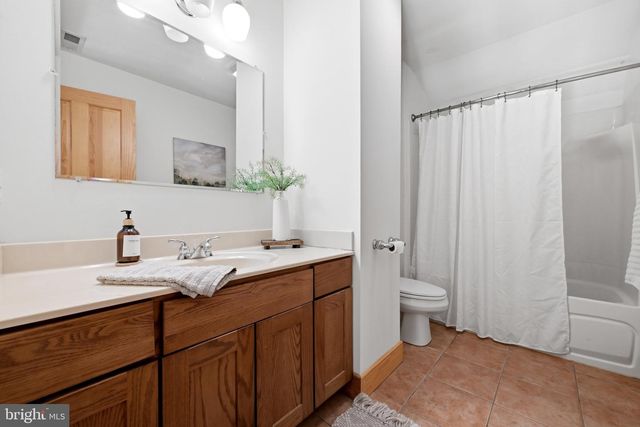 1654 WHITINGS NECK RD, Martinsburg, WV 25404