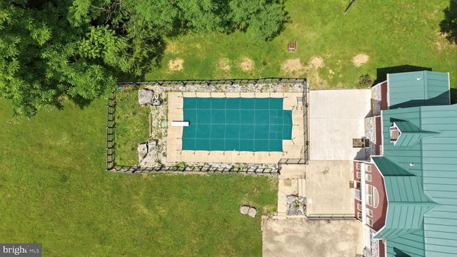 1654 WHITINGS NECK RD, Martinsburg, WV 25404