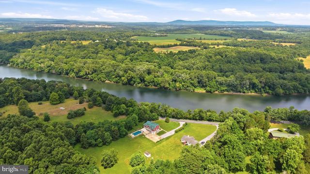 1654 WHITINGS NECK RD, Martinsburg, WV 25404