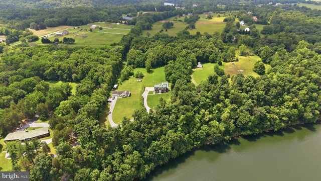 1654 WHITINGS NECK RD, Martinsburg, WV 25404