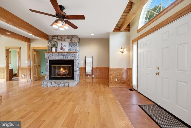 1654 WHITINGS NECK RD, Martinsburg, WV 25404