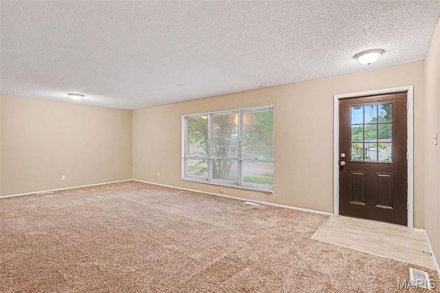 12810 Verwood Drive, St Louis, MO 63033