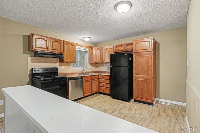 12810 Verwood Drive, St Louis, MO 63033