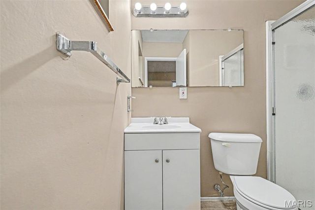 12810 Verwood Drive, St Louis, MO 63033
