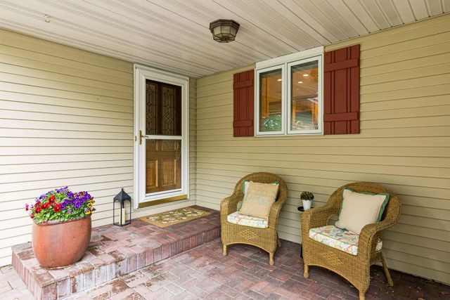 2124 Pleasant View Drive, New Brighton, MN 55112
