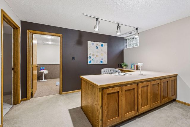 2124 Pleasant View Drive, New Brighton, MN 55112