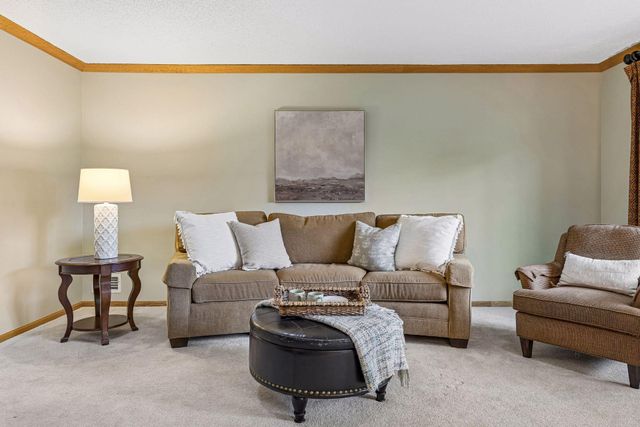 2124 Pleasant View Drive, New Brighton, MN 55112