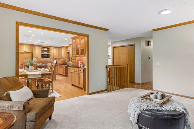2124 Pleasant View Drive, New Brighton, MN 55112