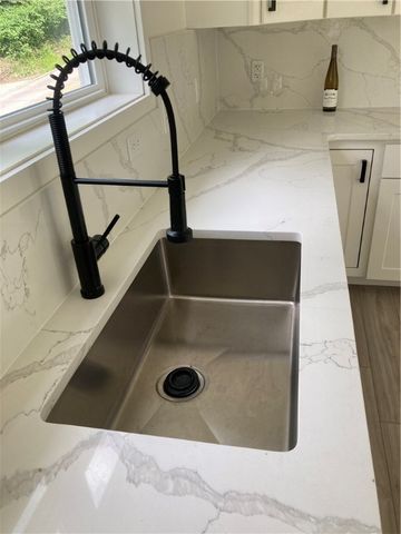 431 Shaler St, Mt Washington, PA 15211