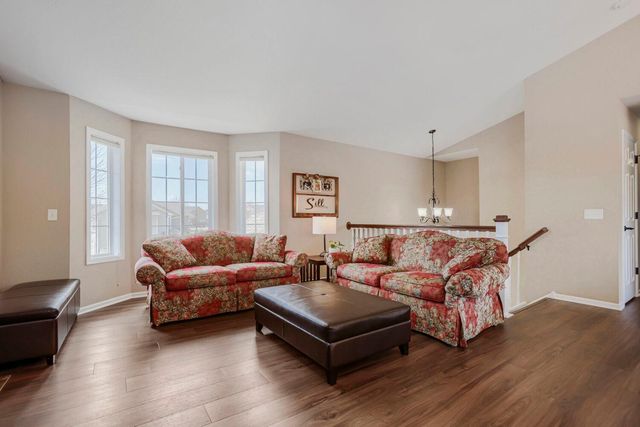 31069 Algonquin Trail, Chisago City, MN 55013