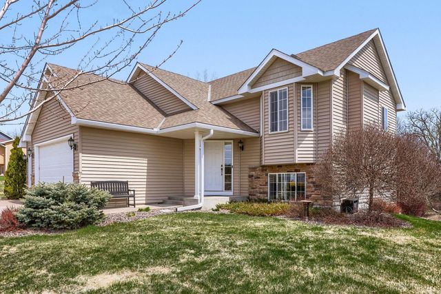 31069 Algonquin Trail, Chisago City, MN 55013