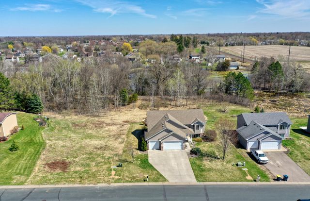 31069 Algonquin Trail, Chisago City, MN 55013
