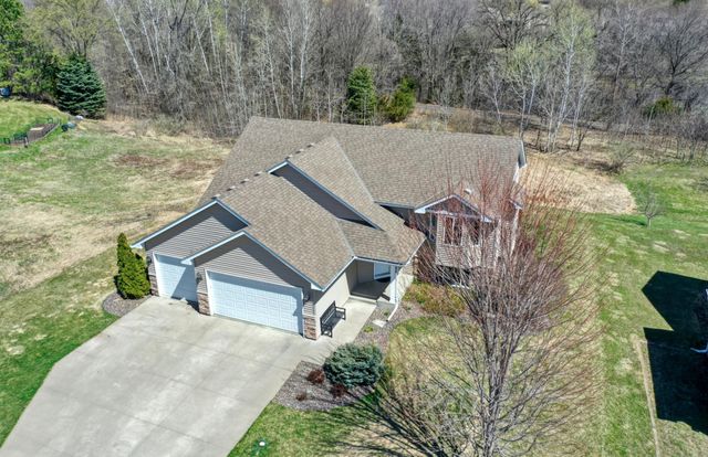 31069 Algonquin Trail, Chisago City, MN 55013