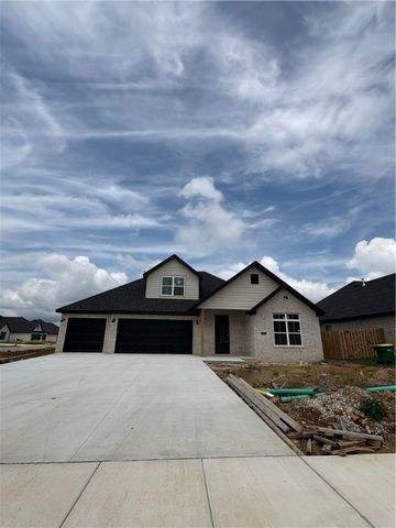 1309 Carrara, Tontitown, AR 72762