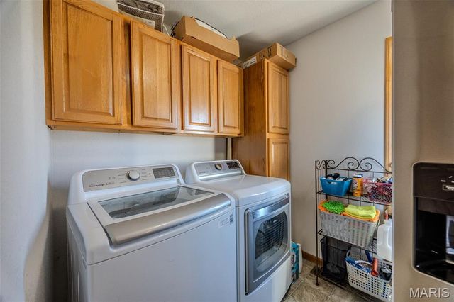 271 Pleasant Knoll Road, Stoutland, MO 65567