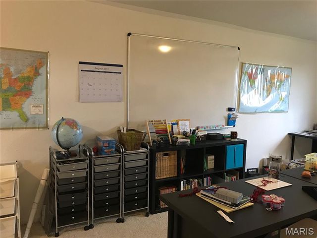 271 Pleasant Knoll Road, Stoutland, MO 65567