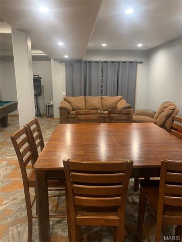 271 Pleasant Knoll Road, Stoutland, MO 65567