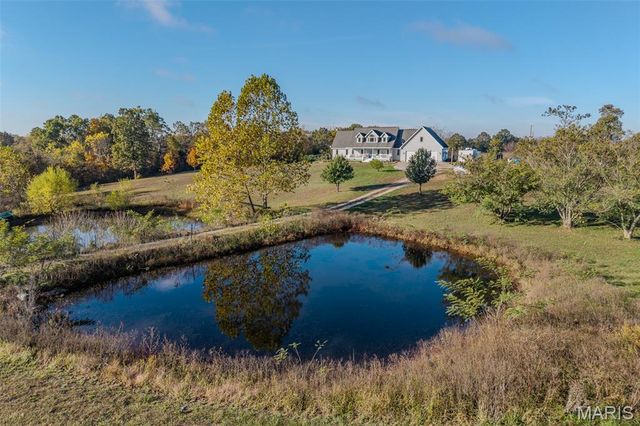 271 Pleasant Knoll Road, Stoutland, MO 65567