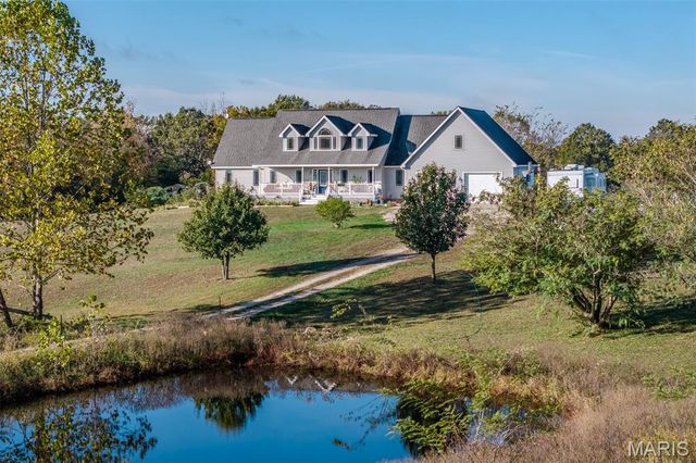 271 Pleasant Knoll Road, Stoutland, MO 65567