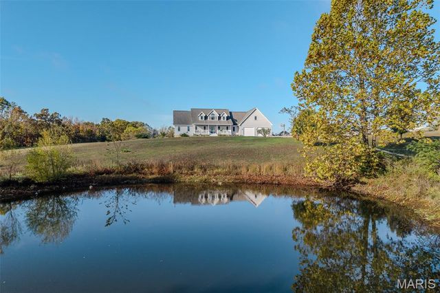 271 Pleasant Knoll Road, Stoutland, MO 65567