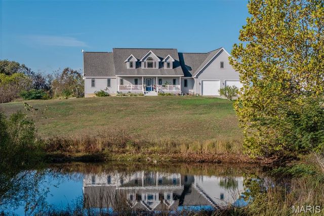 271 Pleasant Knoll Road, Stoutland, MO 65567