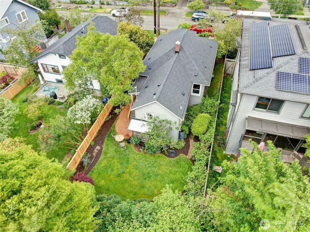 511 N 82nd Street, Seattle, WA 98103