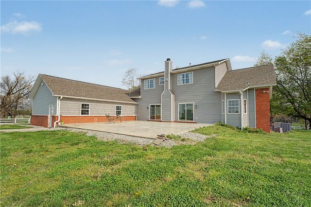 20703 Safari Road, Gentry, AR 72734