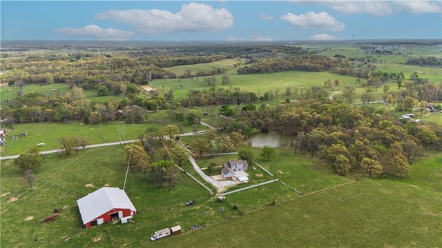 20703 Safari Road, Gentry, AR 72734