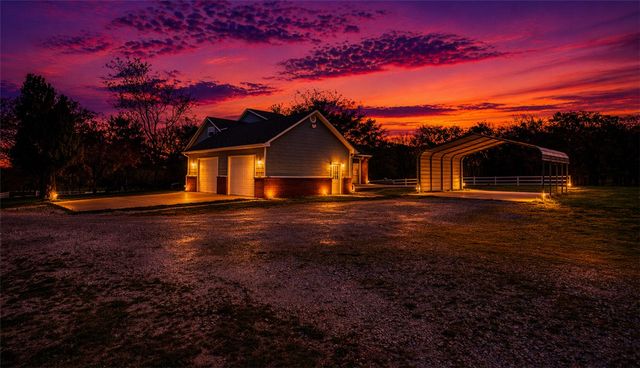 20703 Safari Road, Gentry, AR 72734