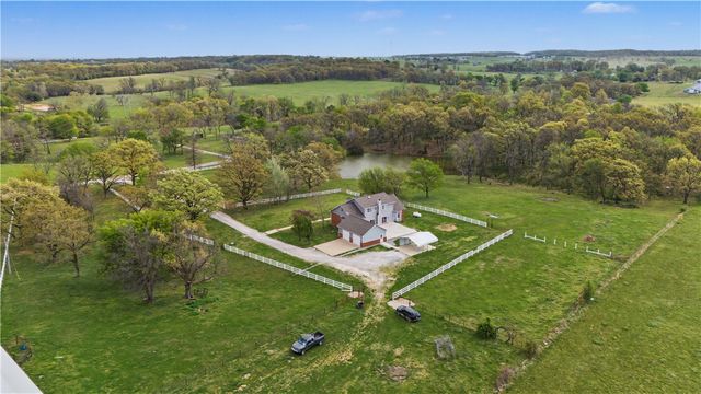 20703 Safari Road, Gentry, AR 72734