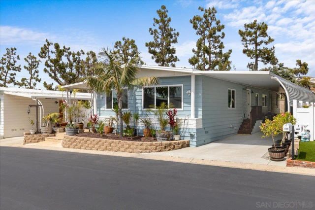 7326 San Bartolo Street 220, Carlsbad, CA 92011