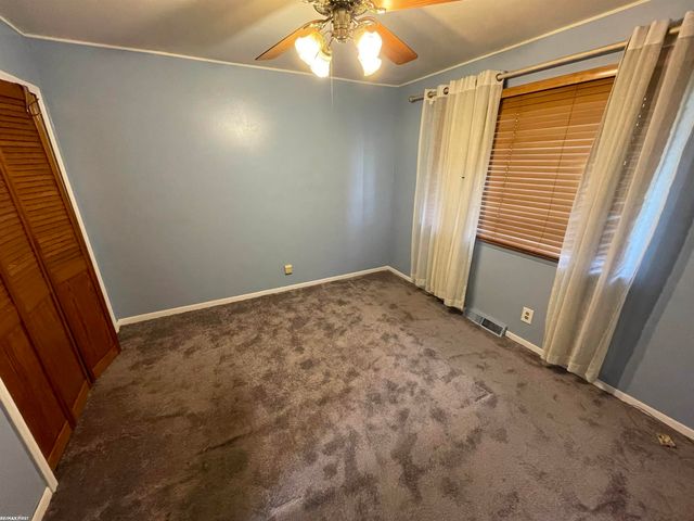 16666 Dort Street, Roseville, MI 48066