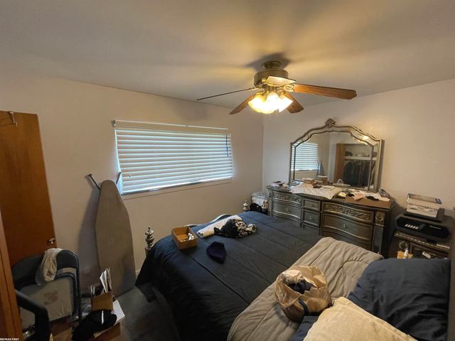 16666 Dort Street, Roseville, MI 48066