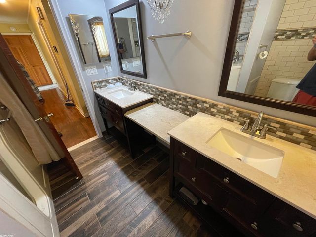 16666 Dort Street, Roseville, MI 48066